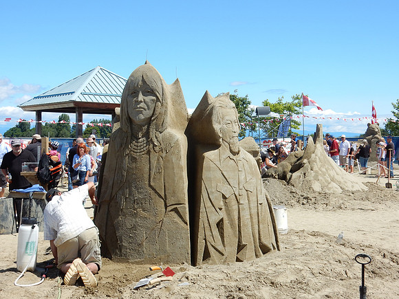 Buffy Ste Marie & Dr David Suzuki on the other side.