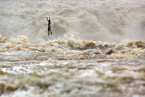 Pic: Copyright Timothy Allen. http://www.humanplanet.com