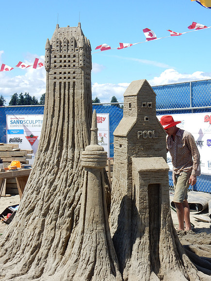 Parliament buildings, Saskatchewan wheat pool silo and the Toronto CN Tower.